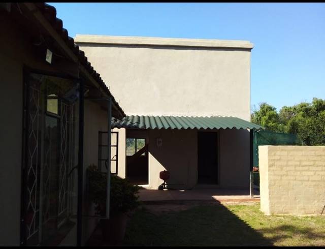 FARM FOR SALE IN HONINGNESKRANS AH